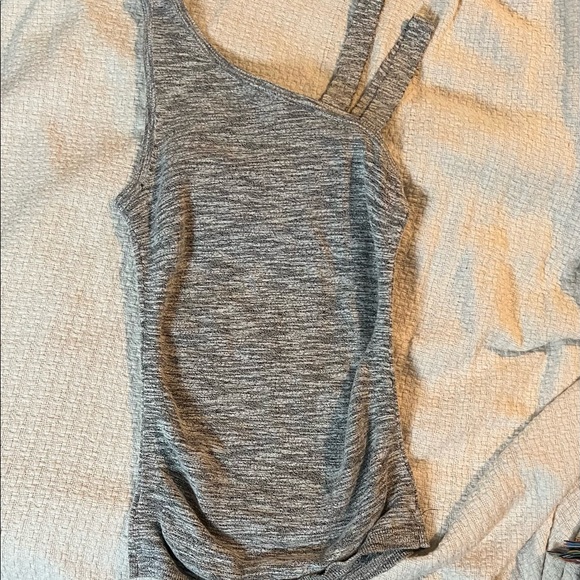 NOT FOR SALE Express Asymmetrical Heather Gray Knit Fitted Tank NWOT - Picture 5 of 5